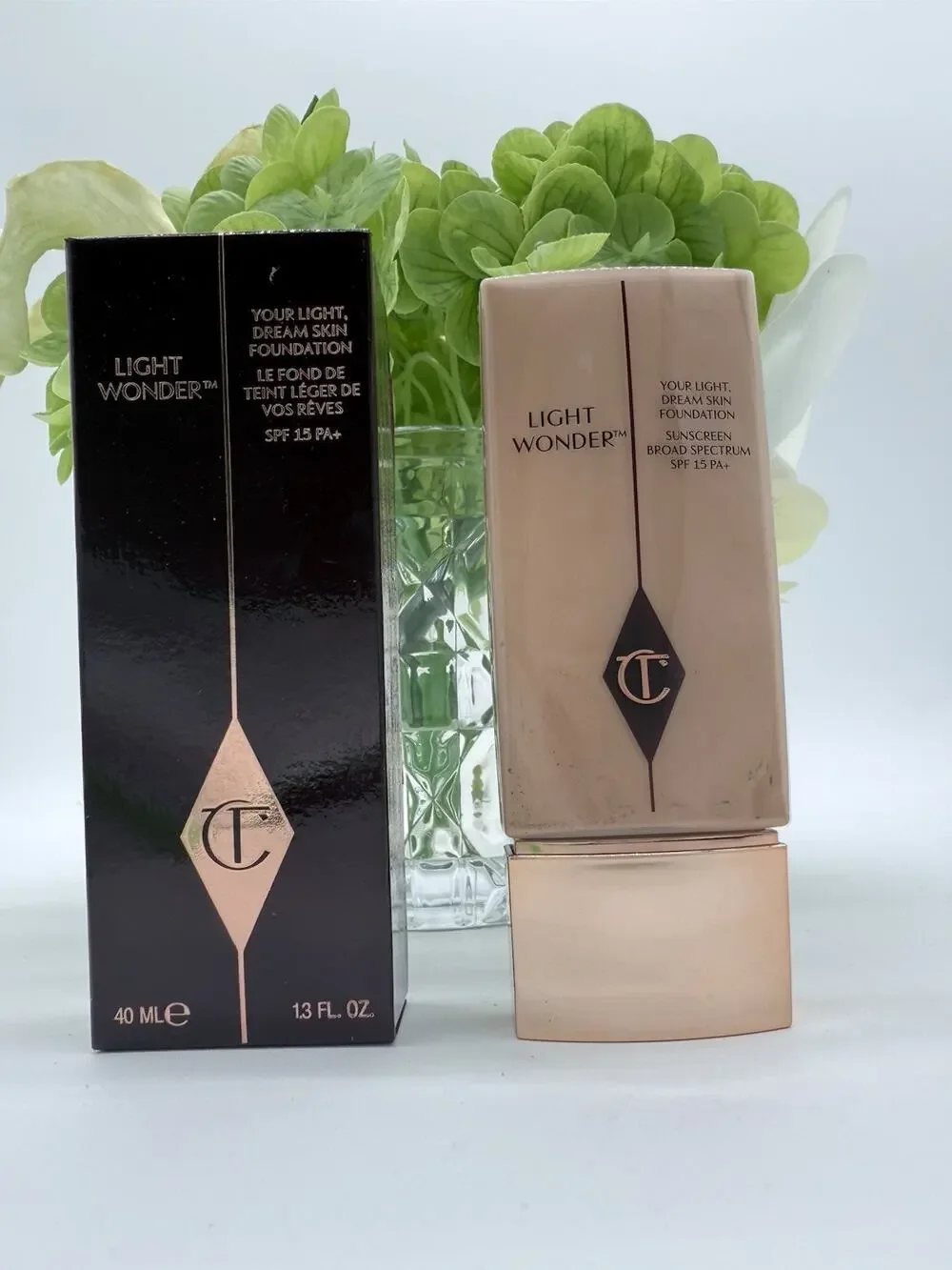 Charlotte Tilbury Light Wonder Foundation 7 Medium / Moyen 40ml / 1.3fl.oz